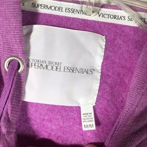 Victoria's Secret Tops - Women’s Victoria’s Secret Hoodie Victoria's Secret Tops - Women’s Victoria’s Secret Hoodie